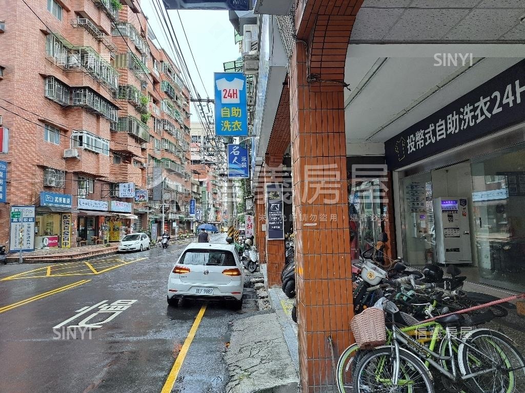 秀朗路黃金住店１，２樓房屋室內格局與周邊環境