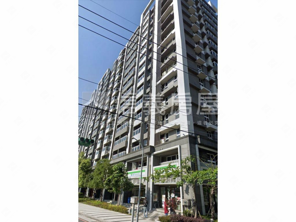 穩定收租全家店面房屋室內格局與周邊環境
