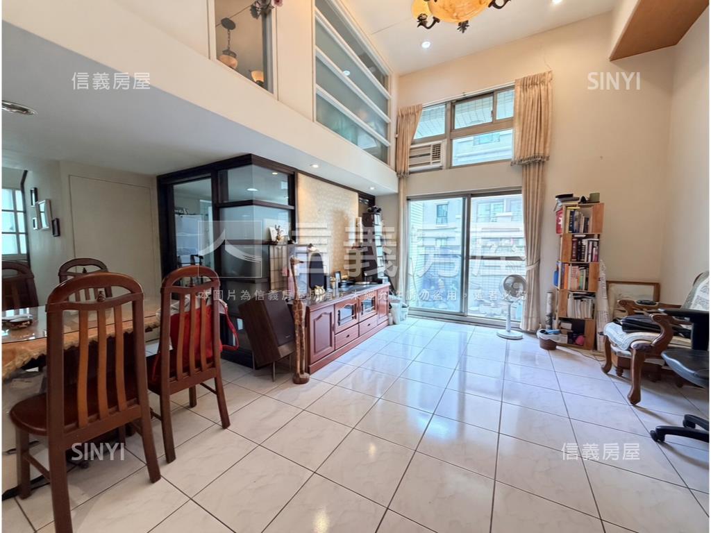 昇陽天廈。採光３房車位房屋室內格局與周邊環境