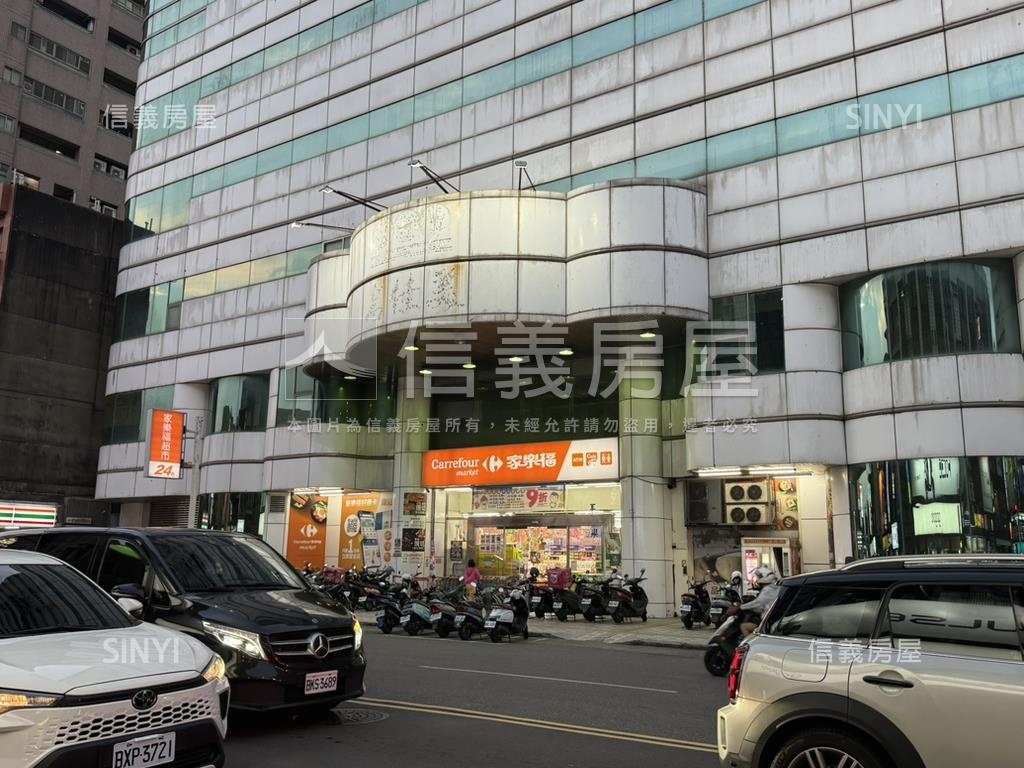 正西大路黃金透店房屋室內格局與周邊環境