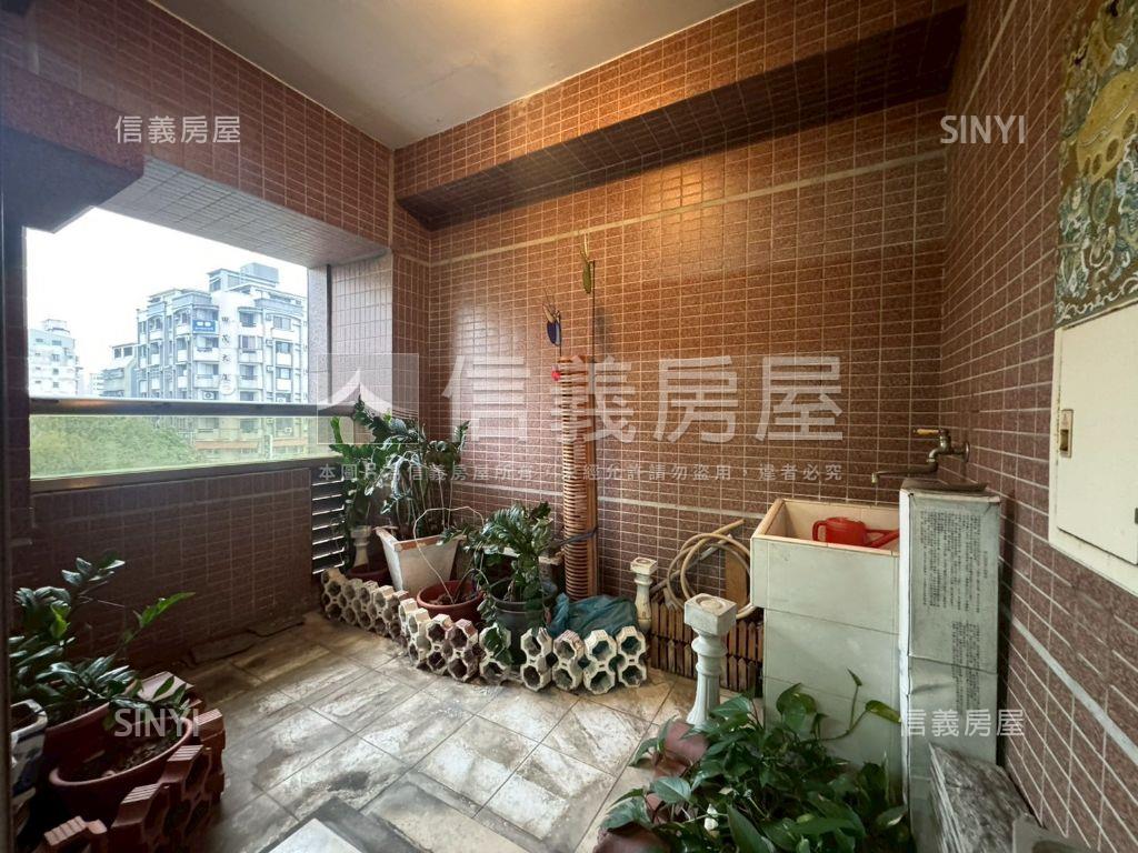 園道首排★樹梢大三房平車房屋室內格局與周邊環境