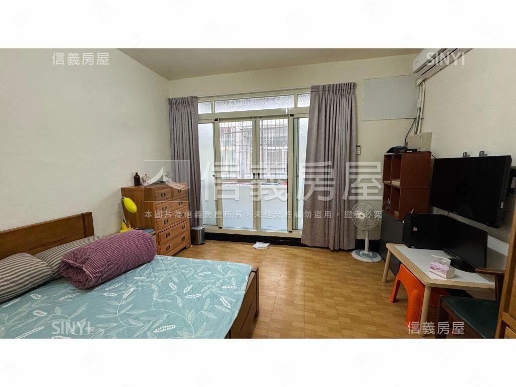 近１４期豐樂路美整理透天房屋室內格局與周邊環境