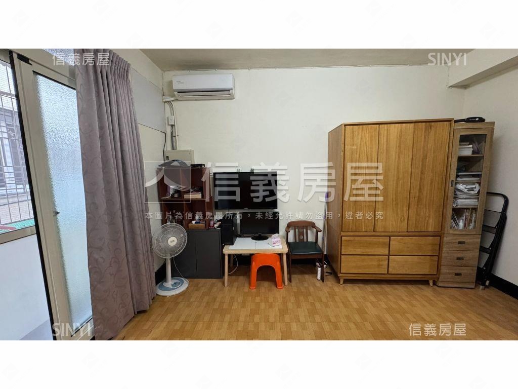 近１４期豐樂路美整理透天房屋室內格局與周邊環境