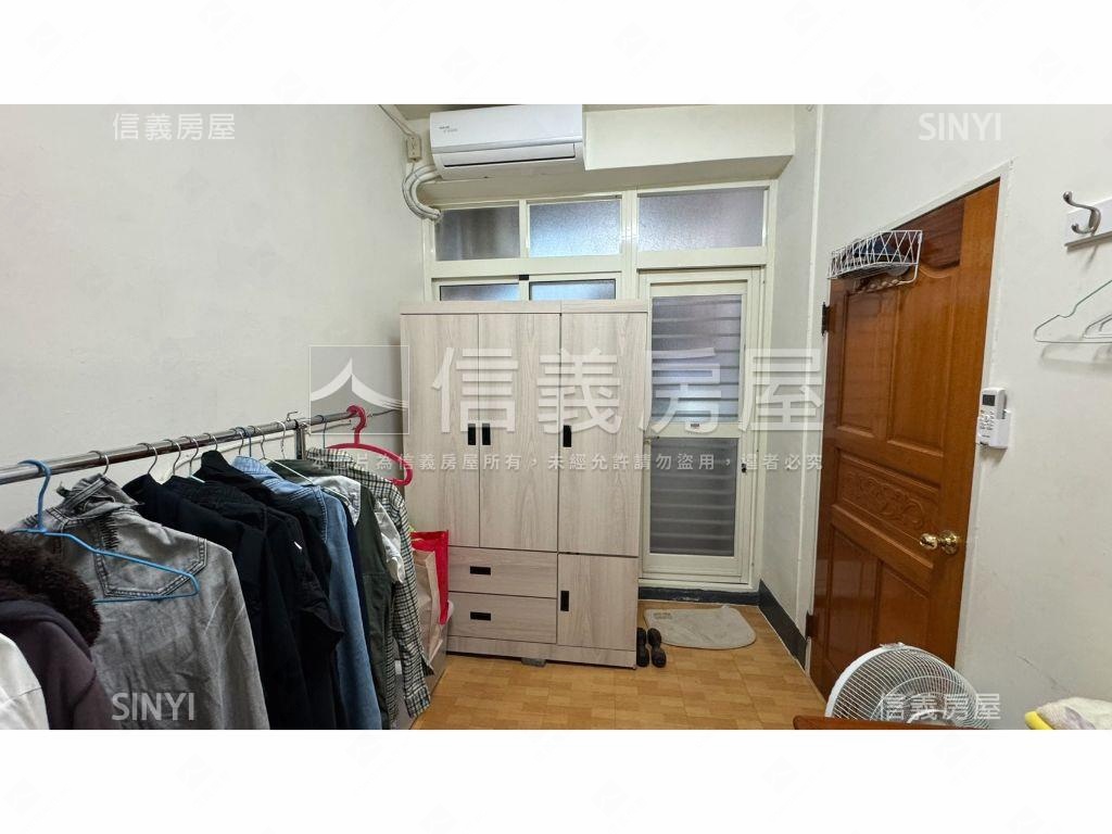 近１４期豐樂路美整理透天房屋室內格局與周邊環境