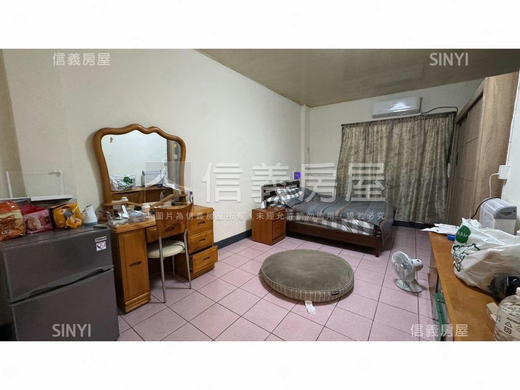 近１４期豐樂路美整理透天房屋室內格局與周邊環境