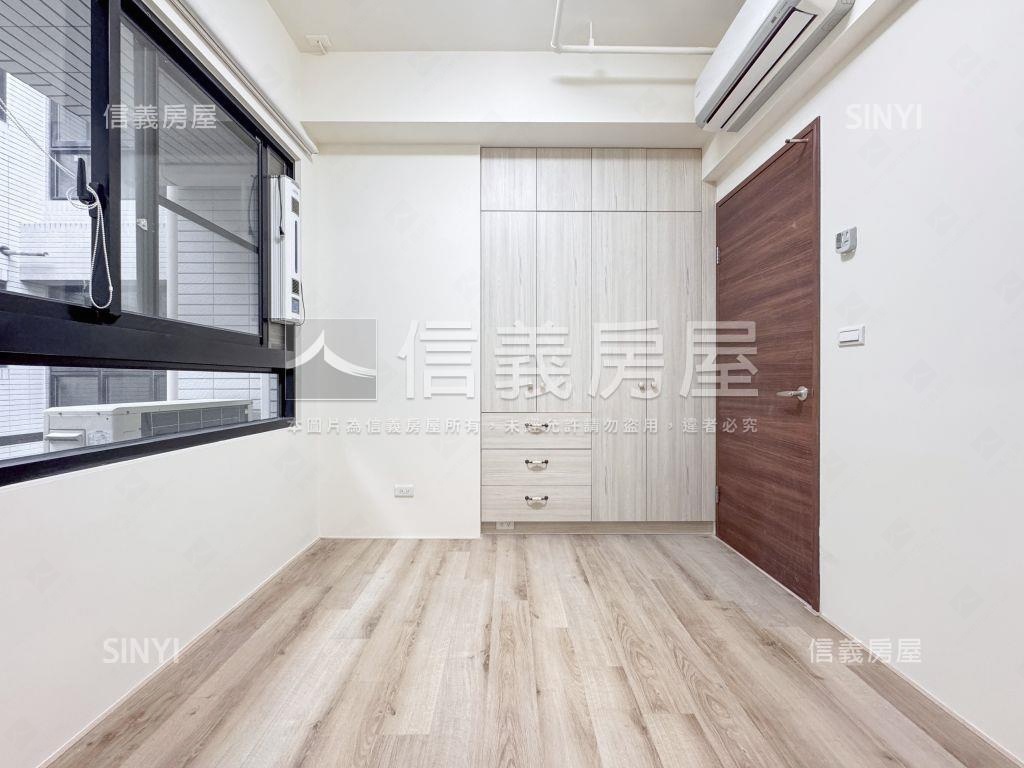星都心輕裝潢高樓三房房屋室內格局與周邊環境