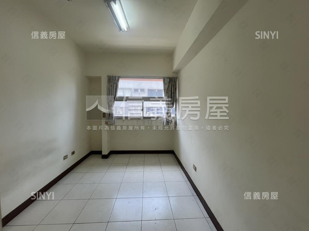 義享好市多三房車位房屋室內格局與周邊環境