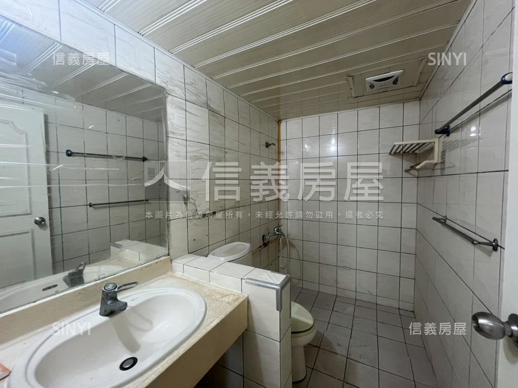 義享好市多三房車位房屋室內格局與周邊環境