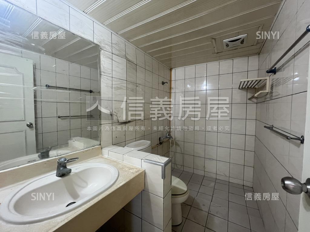 義享好市多三房車位房屋室內格局與周邊環境