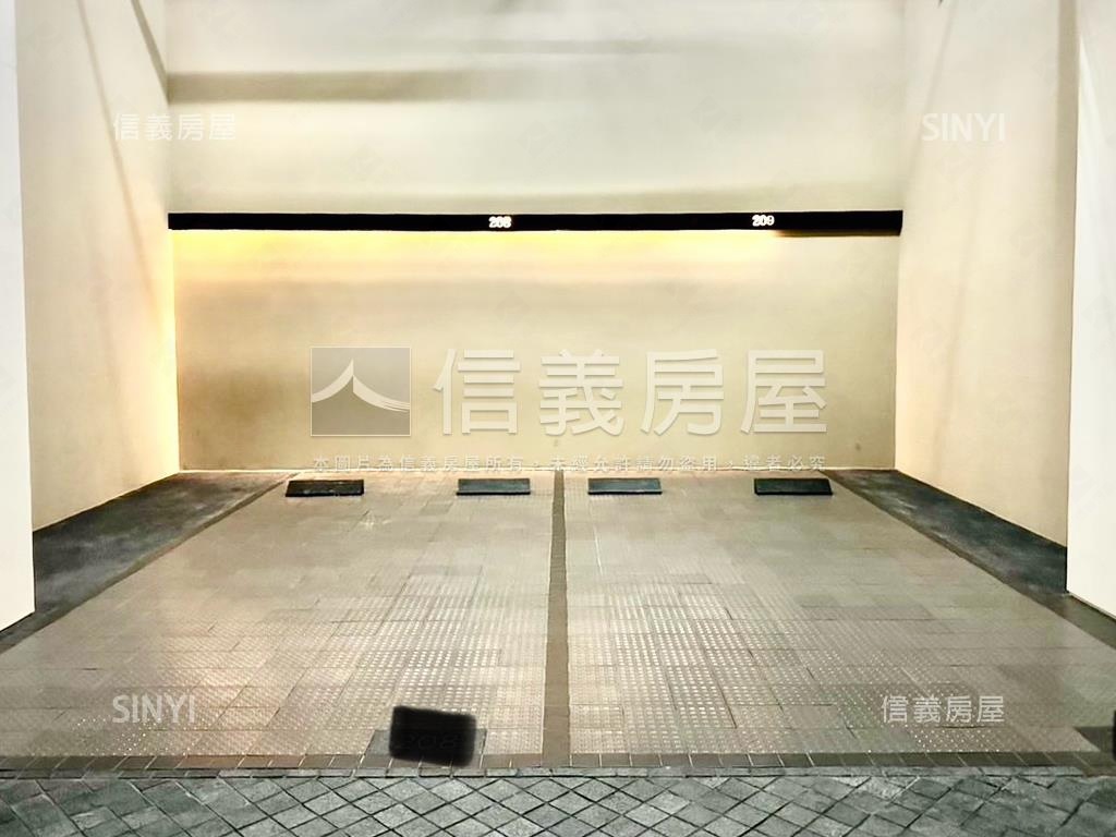 寶璽天睿大器豪宅房屋室內格局與周邊環境