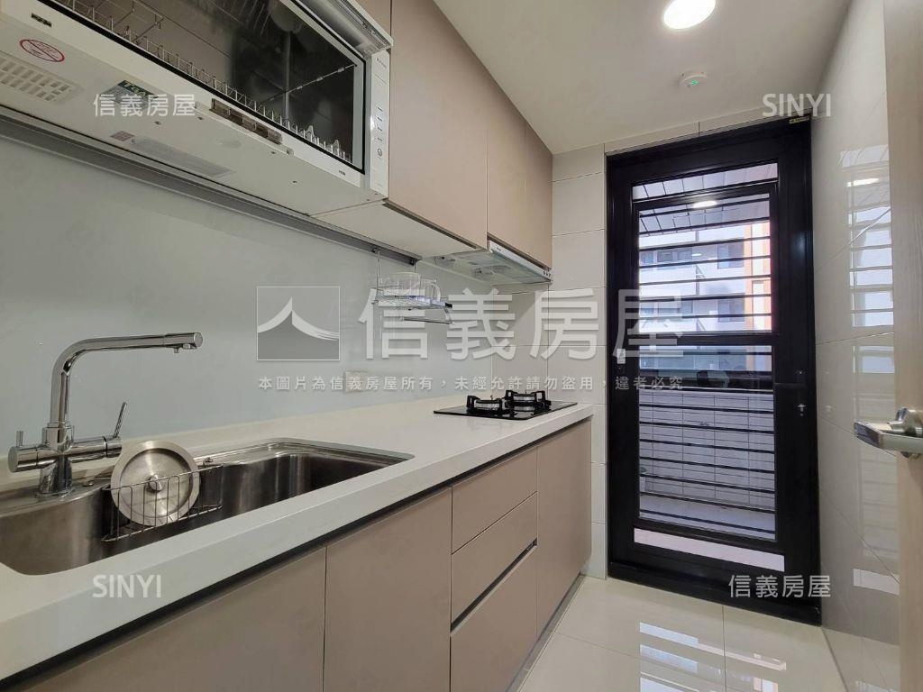 昕上城三房房屋室內格局與周邊環境