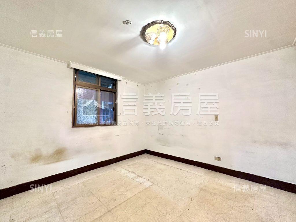 幸福加碼稀有二樓方正宅房屋室內格局與周邊環境