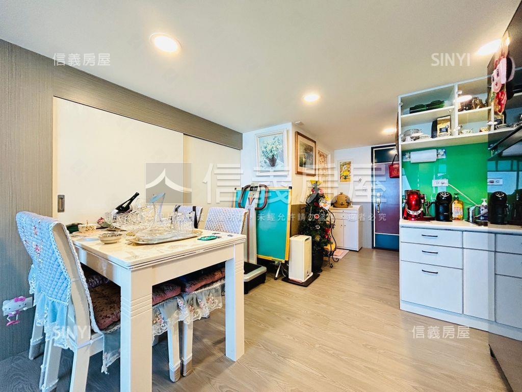 佛朗明哥海景雙併戶房屋室內格局與周邊環境