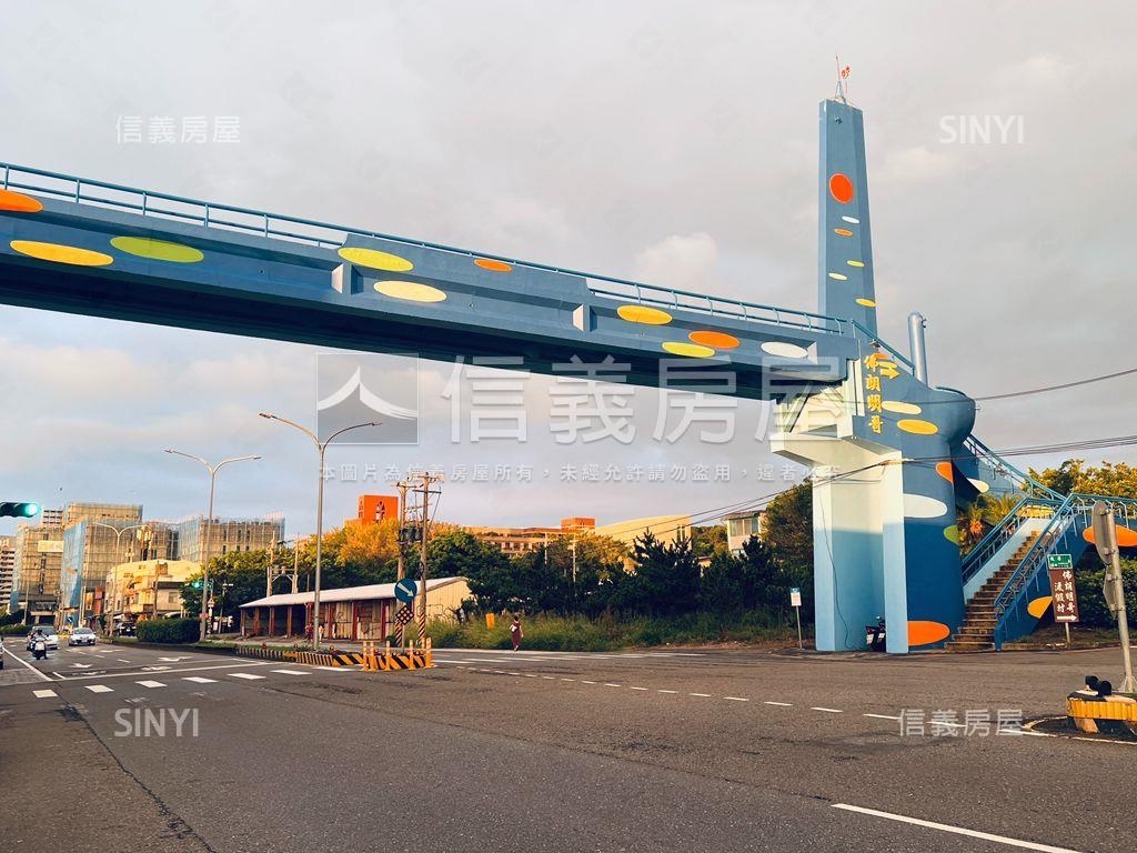 佛朗明哥海景雙併戶房屋室內格局與周邊環境