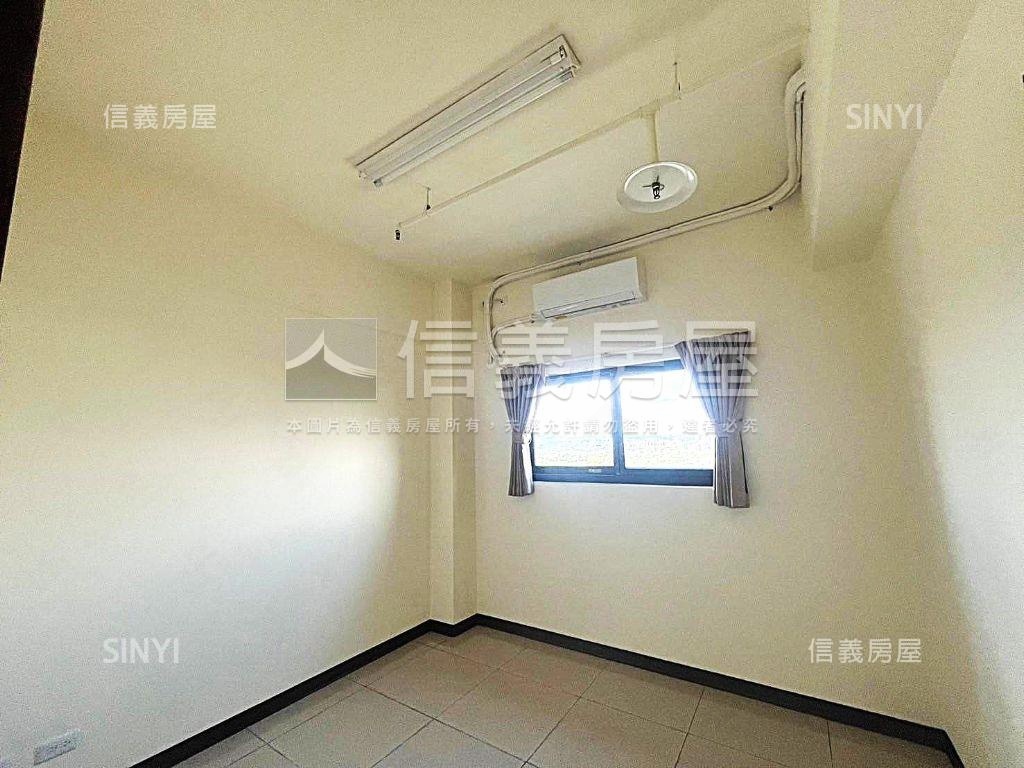 河美御景景觀四房車位房屋室內格局與周邊環境