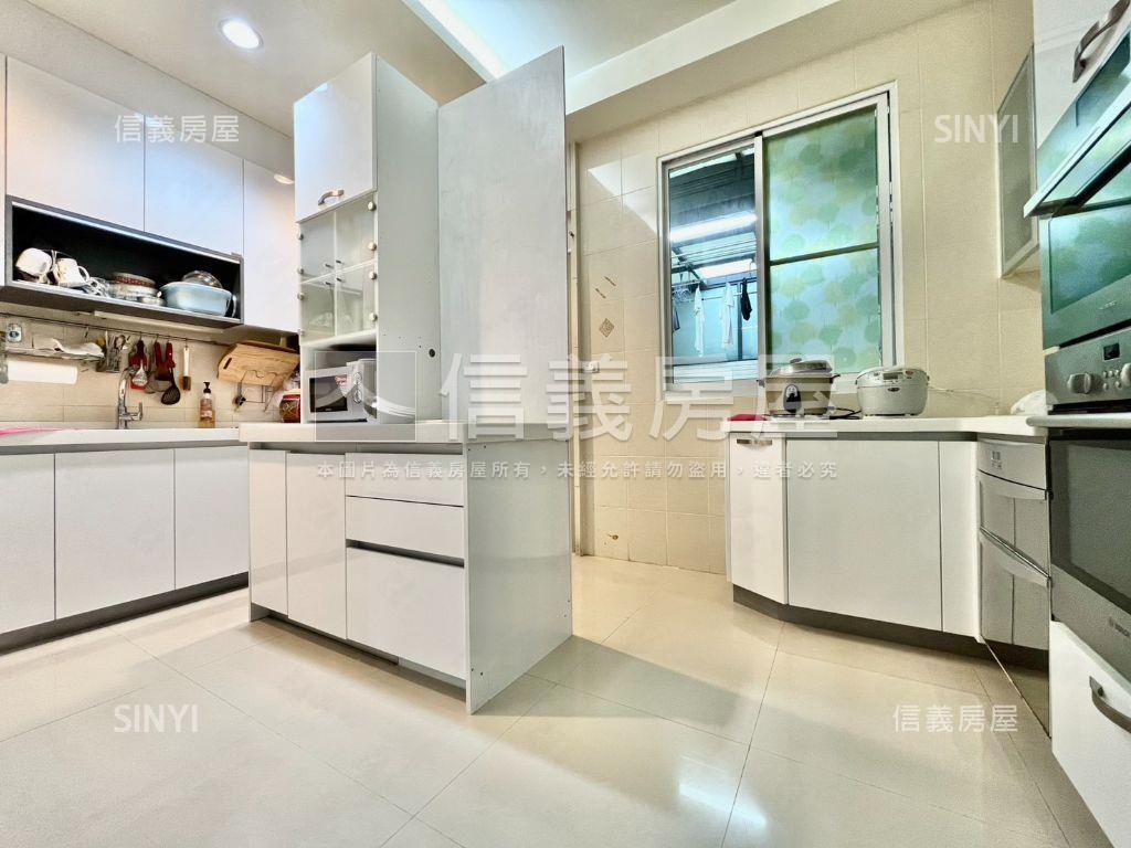 南科首選｜永康朝南雙車墅房屋室內格局與周邊環境