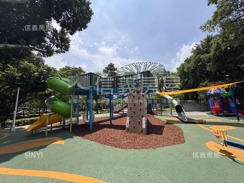 前港公園明亮美寓房屋室內格局與周邊環境