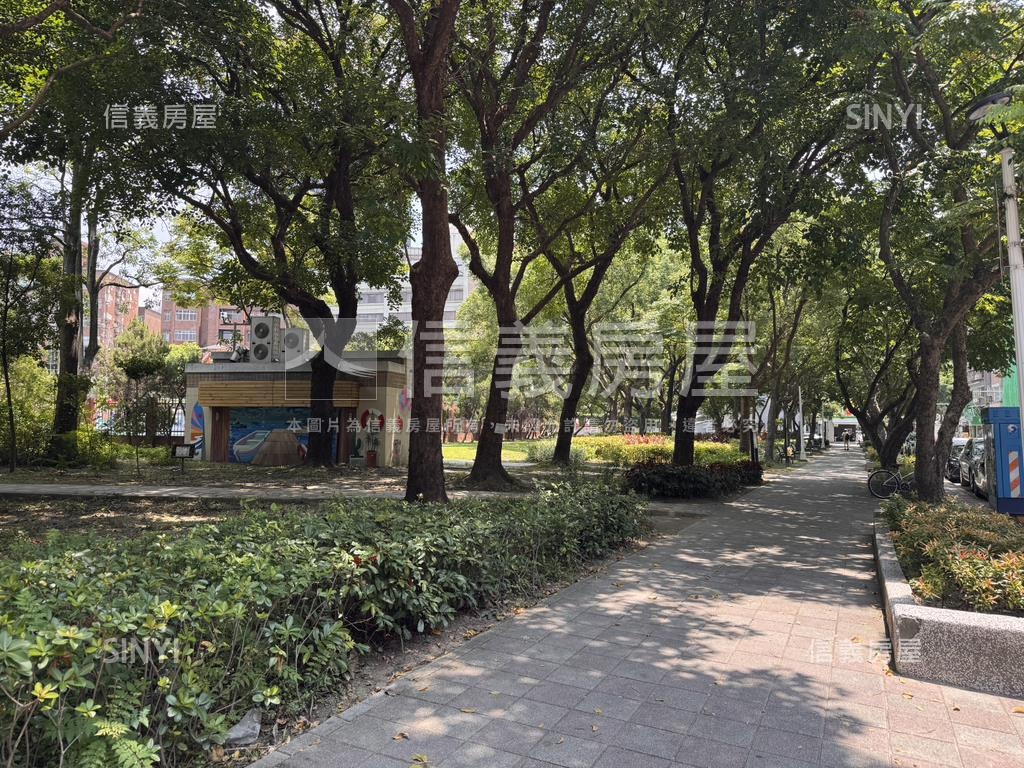 前港公園明亮美寓房屋室內格局與周邊環境