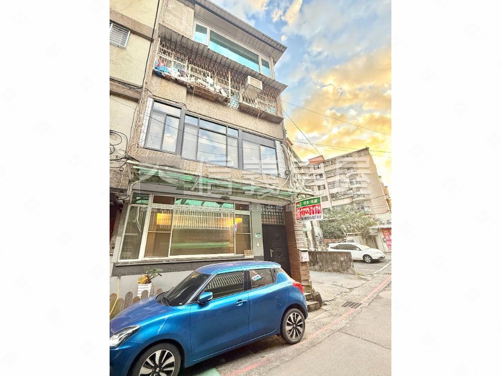 近北醫好停車邊間一樓房屋室內格局與周邊環境