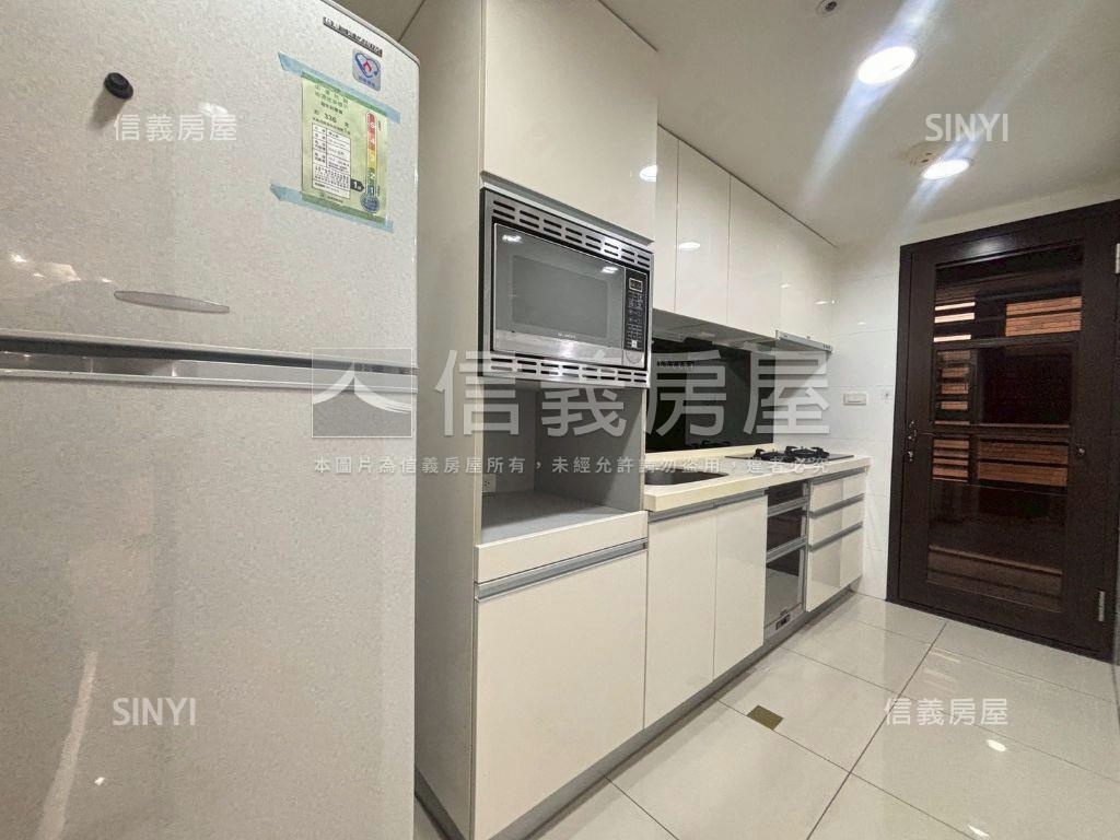 ✨家境亮麗三房車位房屋室內格局與周邊環境