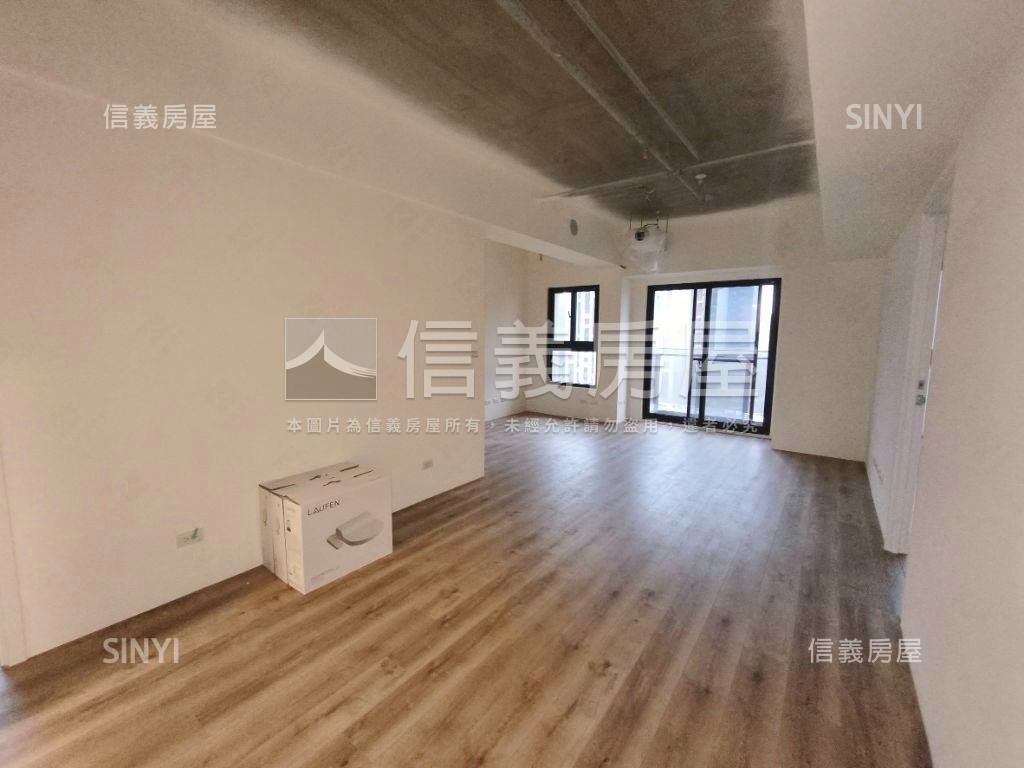 青埔宜雄耑鑄三房三衛浴房屋室內格局與周邊環境