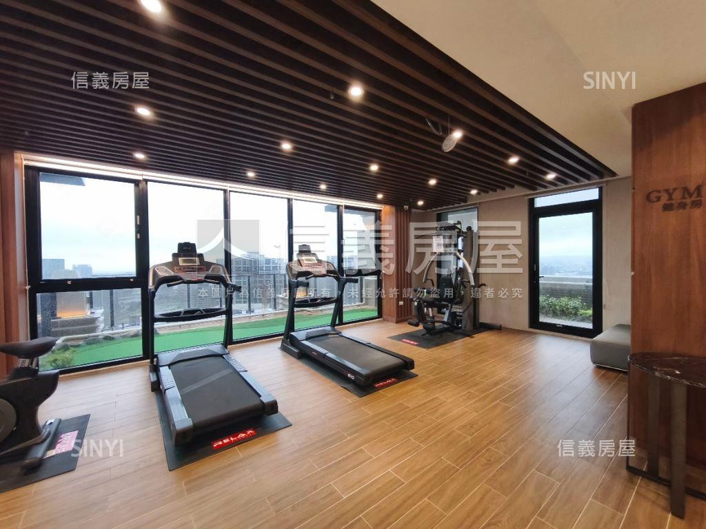 青埔宜雄耑鑄三房三衛浴房屋室內格局與周邊環境