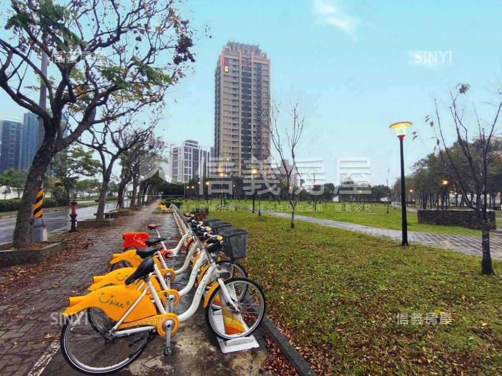 青埔宜雄耑鑄三房三衛浴房屋室內格局與周邊環境