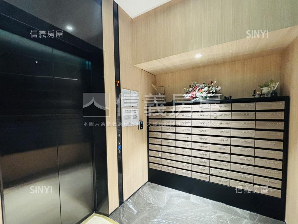 統創緻頂樓小豪邸房屋室內格局與周邊環境