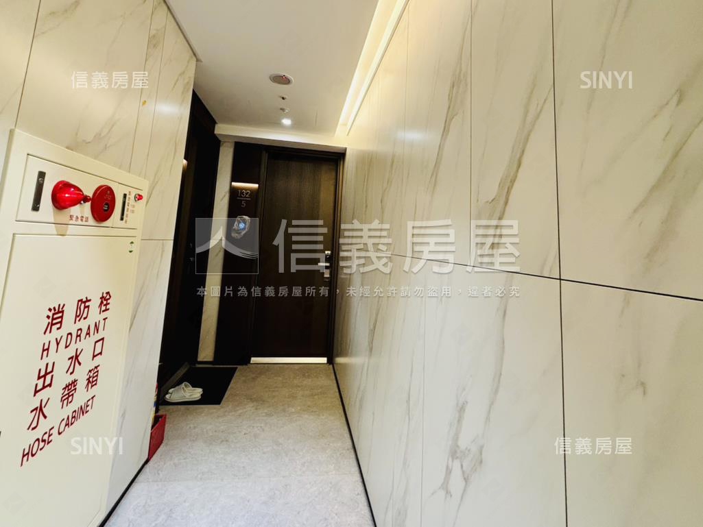 統創緻頂樓小豪邸房屋室內格局與周邊環境