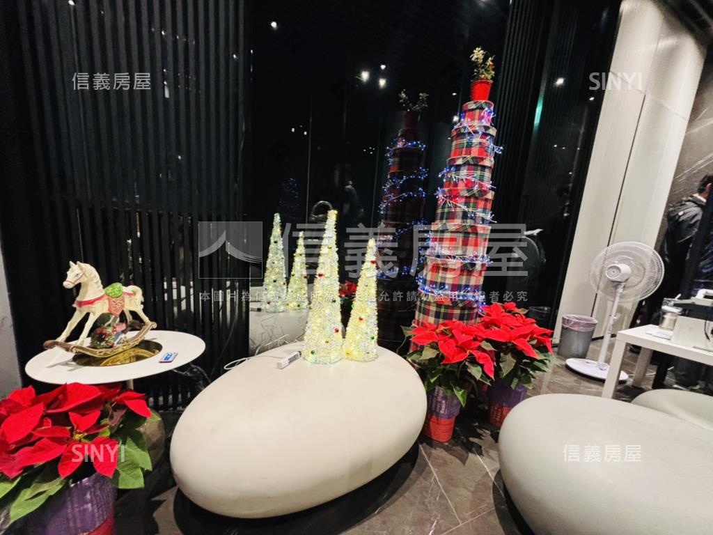 統創緻頂樓小豪邸房屋室內格局與周邊環境