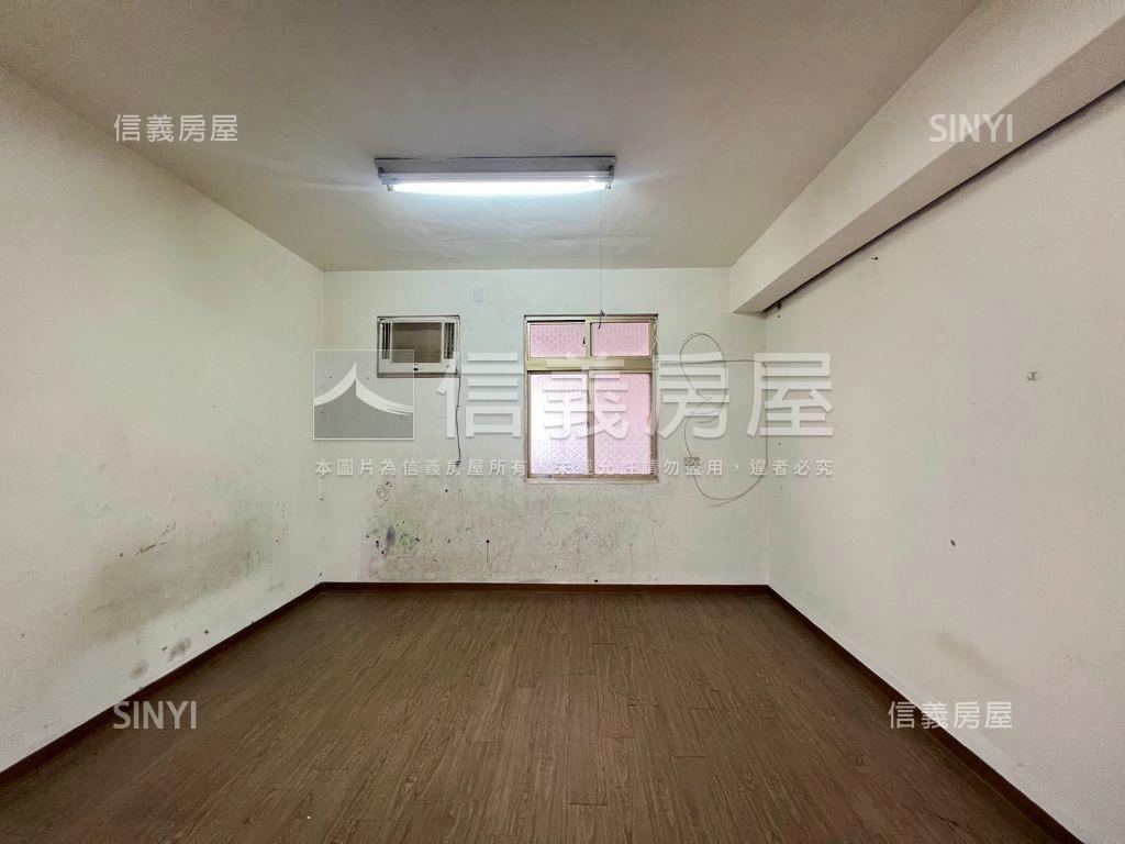 Ｆ０９未來輕軌２樓美屋房屋室內格局與周邊環境