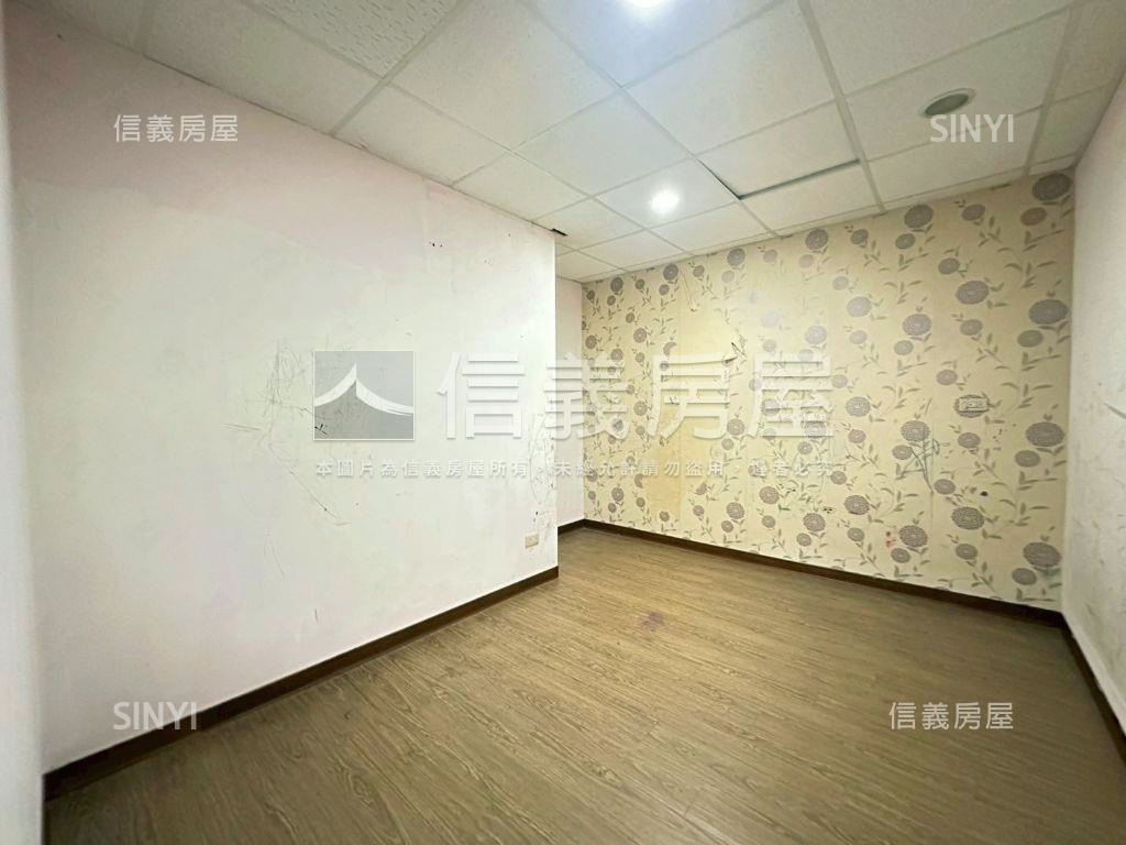 Ｆ０９未來輕軌２樓美屋房屋室內格局與周邊環境
