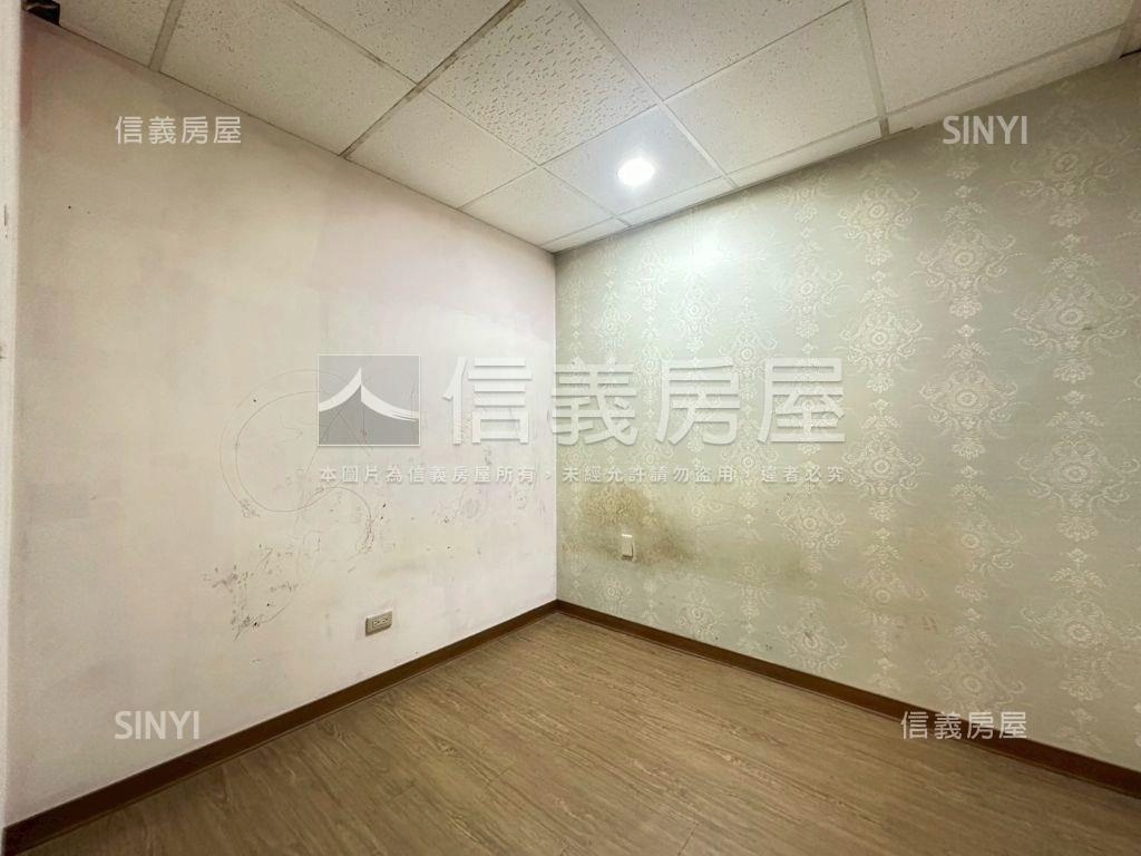 Ｆ０９未來輕軌２樓美屋房屋室內格局與周邊環境