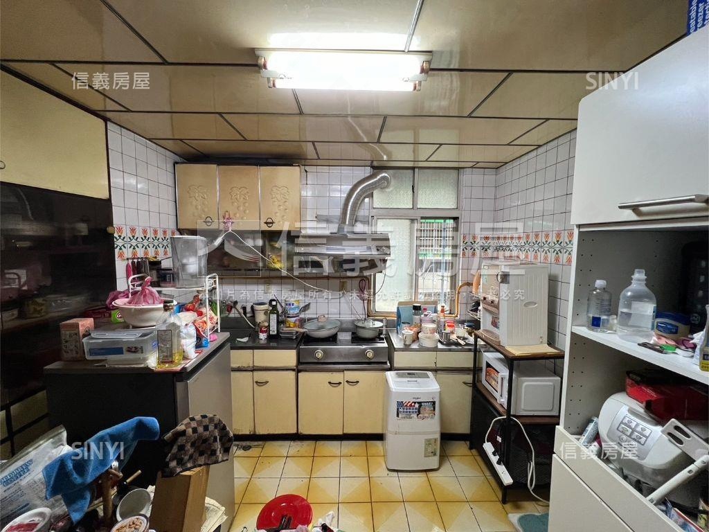 中港舒適大空間房屋室內格局與周邊環境