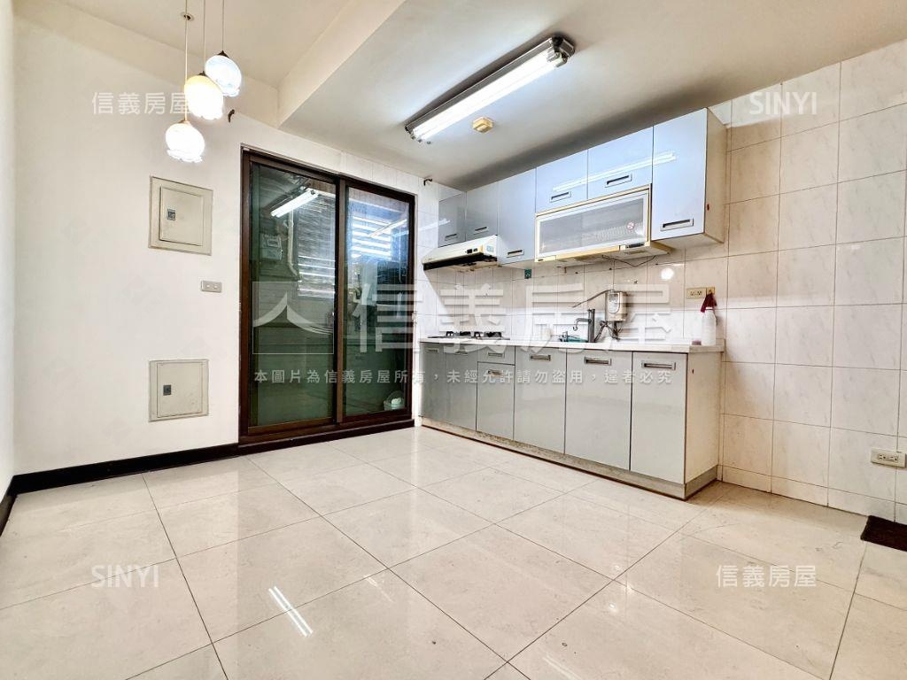 ★太子西雅圖高樓稀有三房房屋室內格局與周邊環境