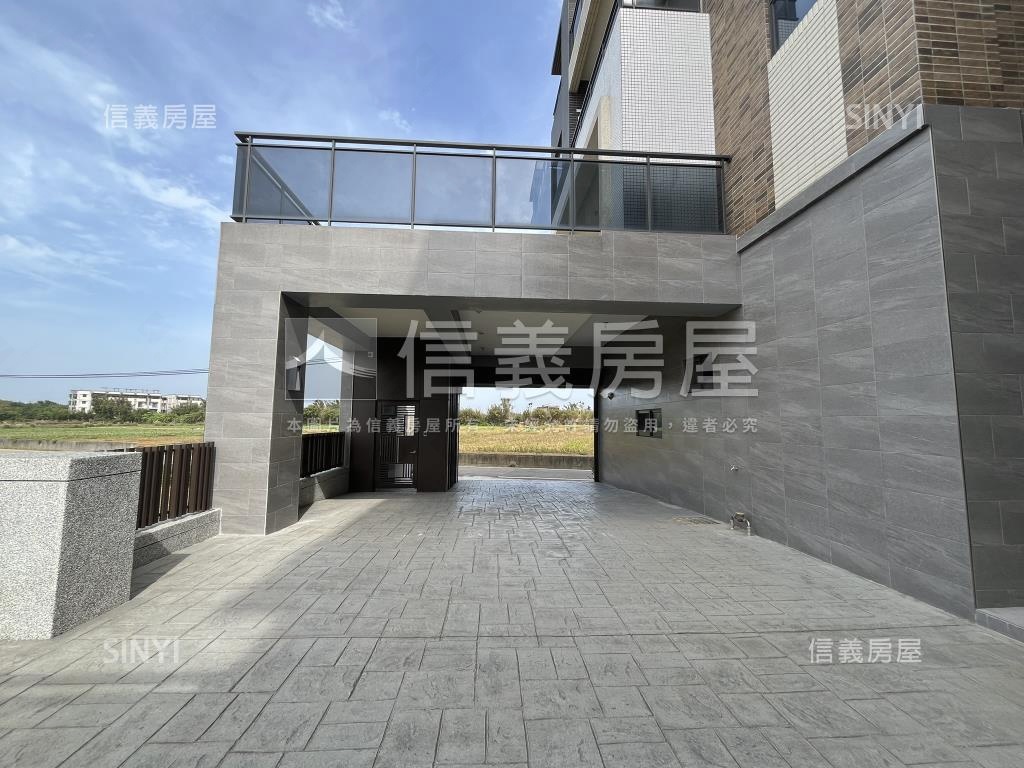 全新擁萃電梯別墅Ｃ房屋室內格局與周邊環境