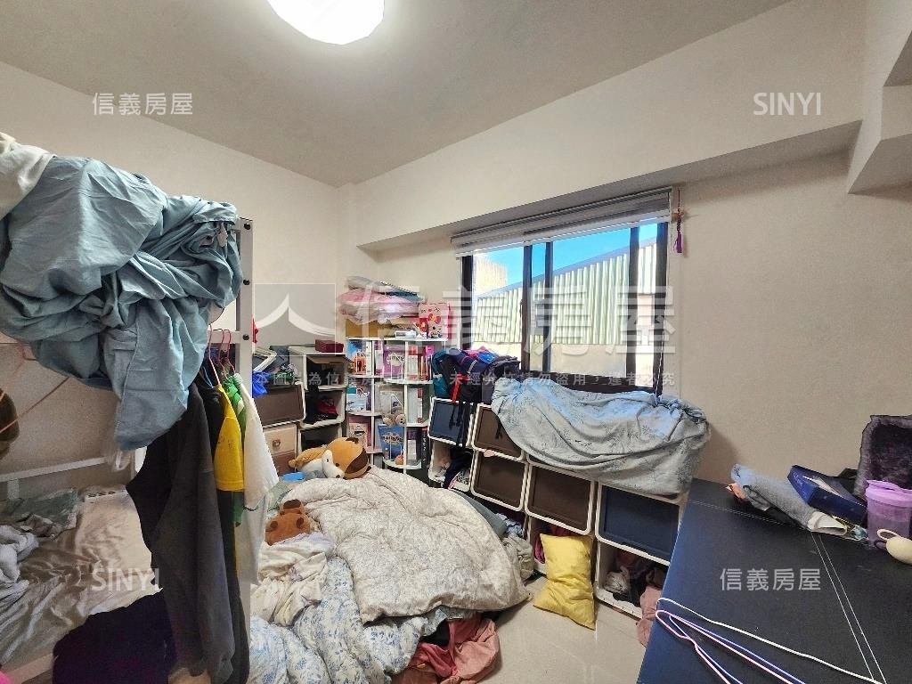 稀有釋出信義路電梯三房房屋室內格局與周邊環境