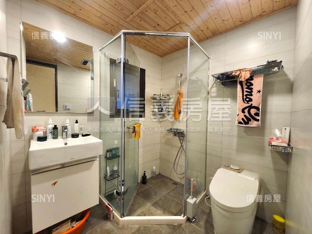 稀有釋出信義路電梯三房房屋室內格局與周邊環境