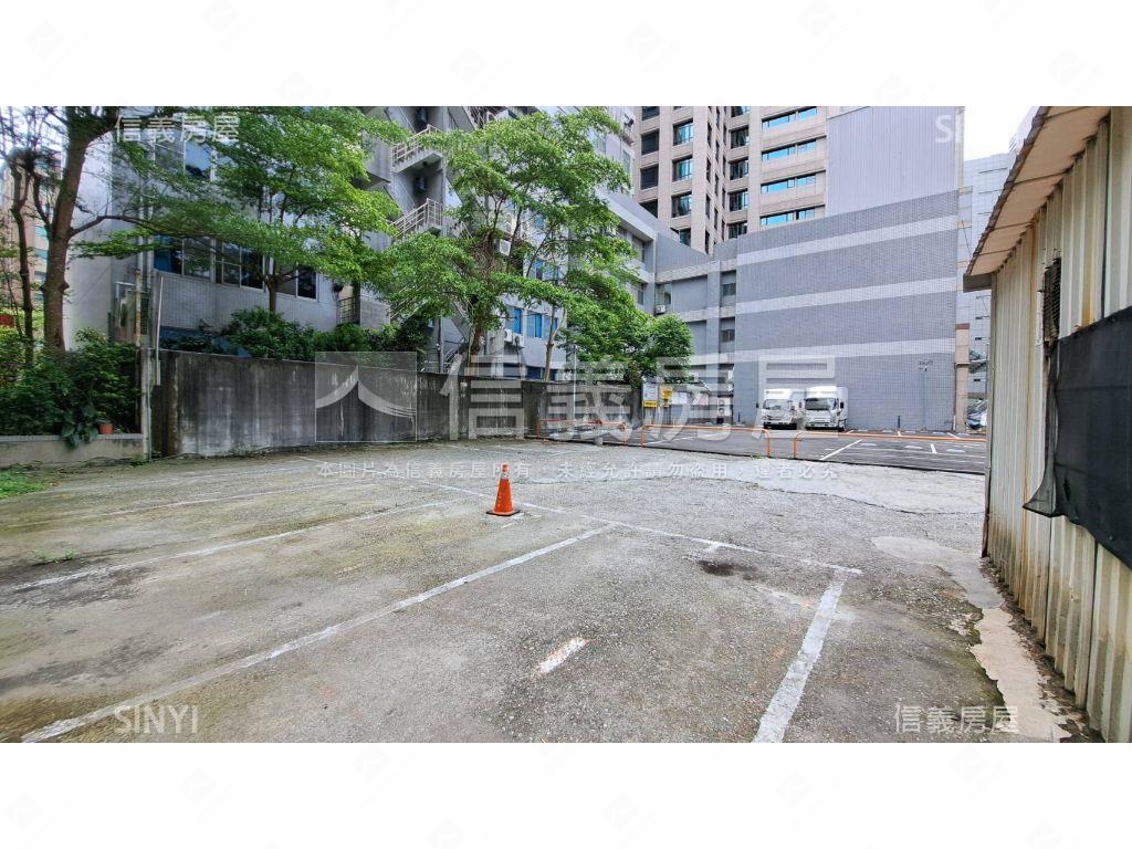 【精華土地】內湖站科工Ａ房屋室內格局與周邊環境