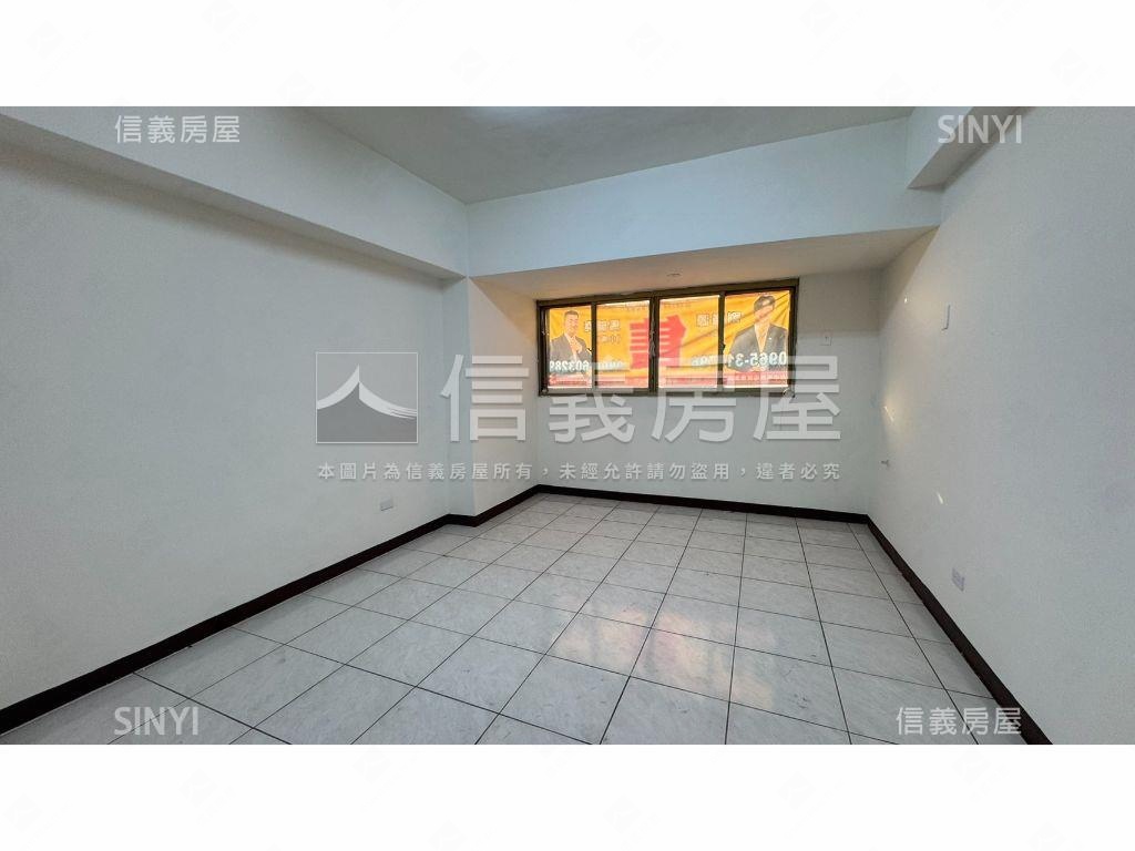 社區７－１１海闊天空３房房屋室內格局與周邊環境