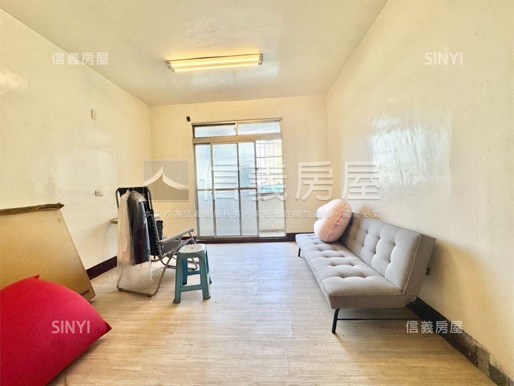 崎頂黃昏市場稀有店面房屋室內格局與周邊環境