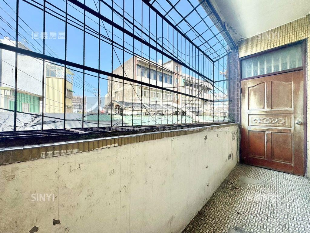 崎頂黃昏市場稀有店面房屋室內格局與周邊環境