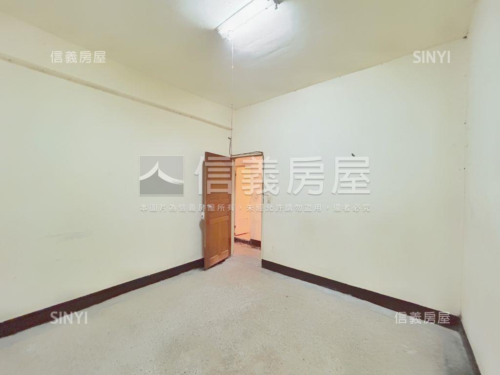 一樓公寓膝蓋救星房屋室內格局與周邊環境