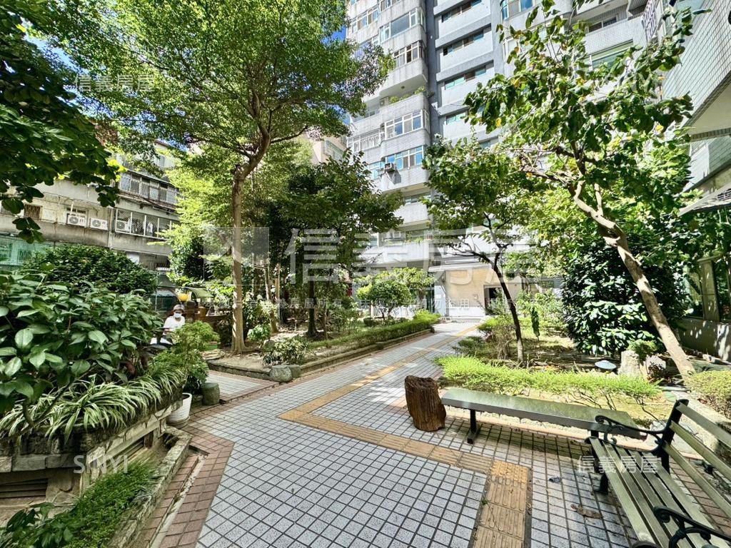 景安電梯三房平面車位房屋室內格局與周邊環境