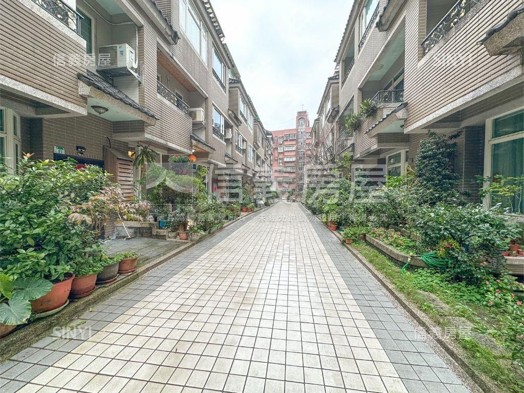 ★五堵里仁花園透天社區★房屋室內格局與周邊環境