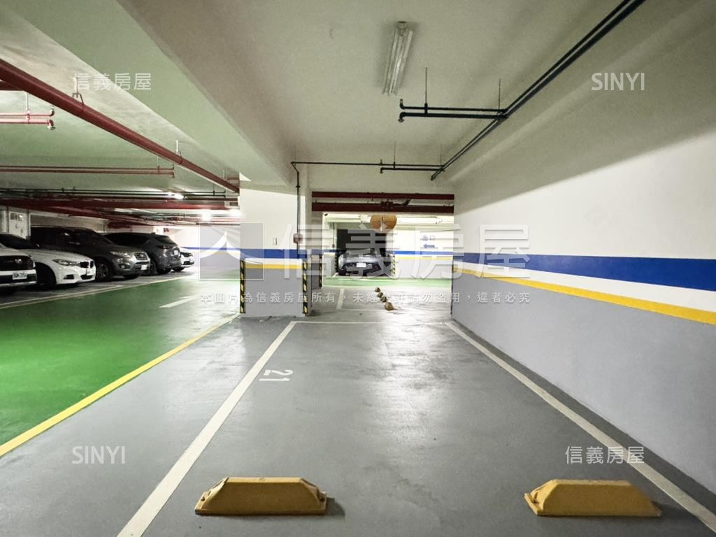 森美術坡平車位可獨立買賣房屋室內格局與周邊環境