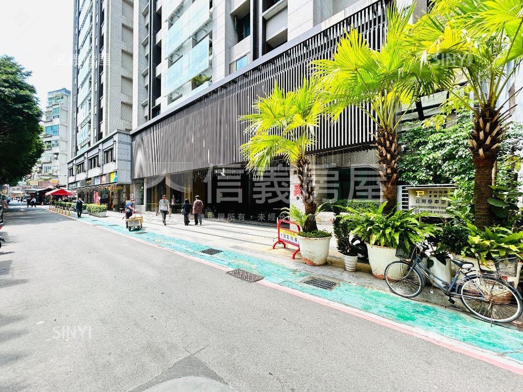 森美術坡平車位可獨立買賣房屋室內格局與周邊環境