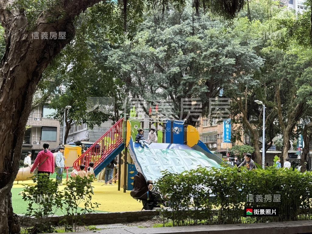 森美術坡平車位可獨立買賣房屋室內格局與周邊環境