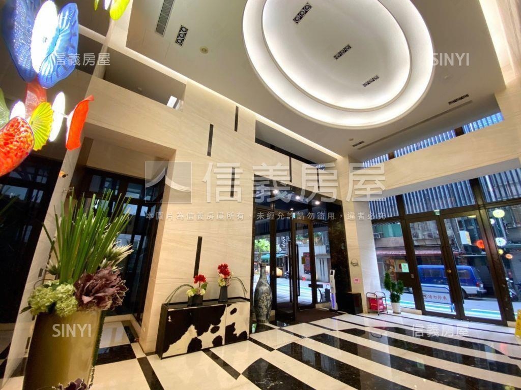 森美術坡平車位可獨立買賣房屋室內格局與周邊環境