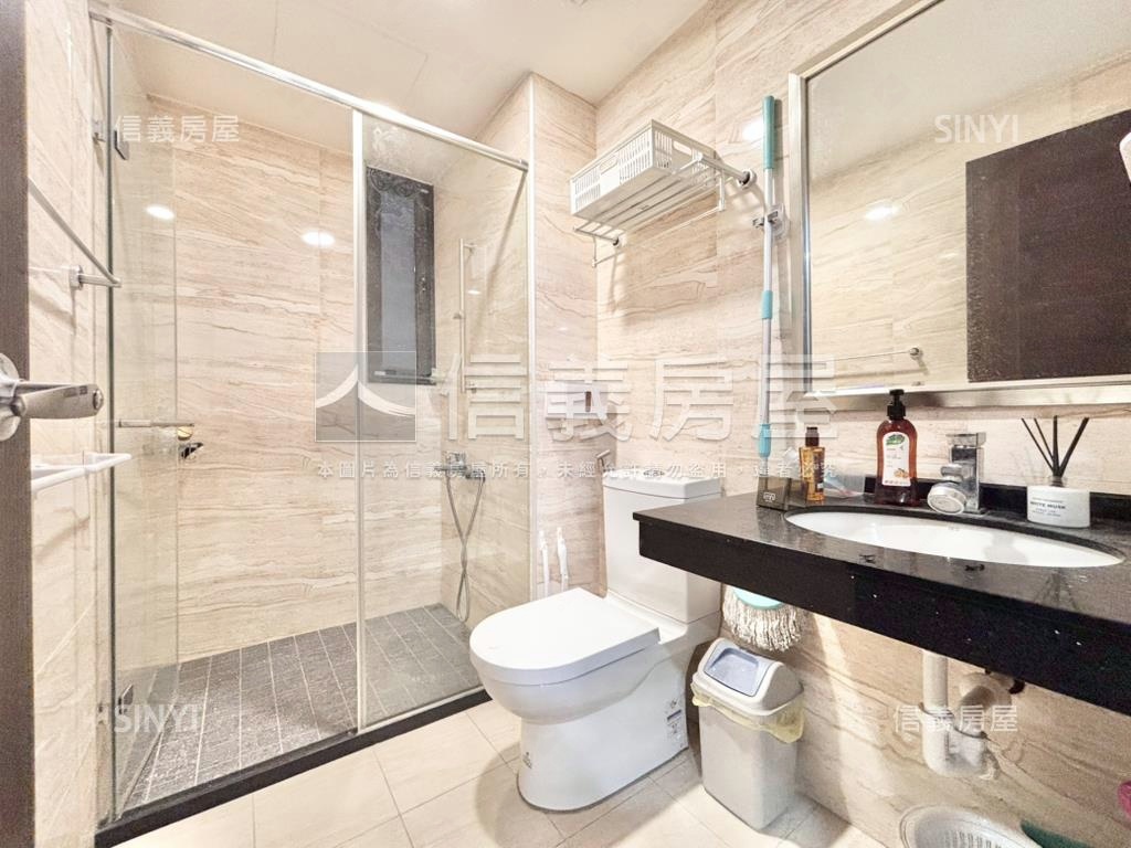 佳福青樂高樓裝潢三房車位房屋室內格局與周邊環境